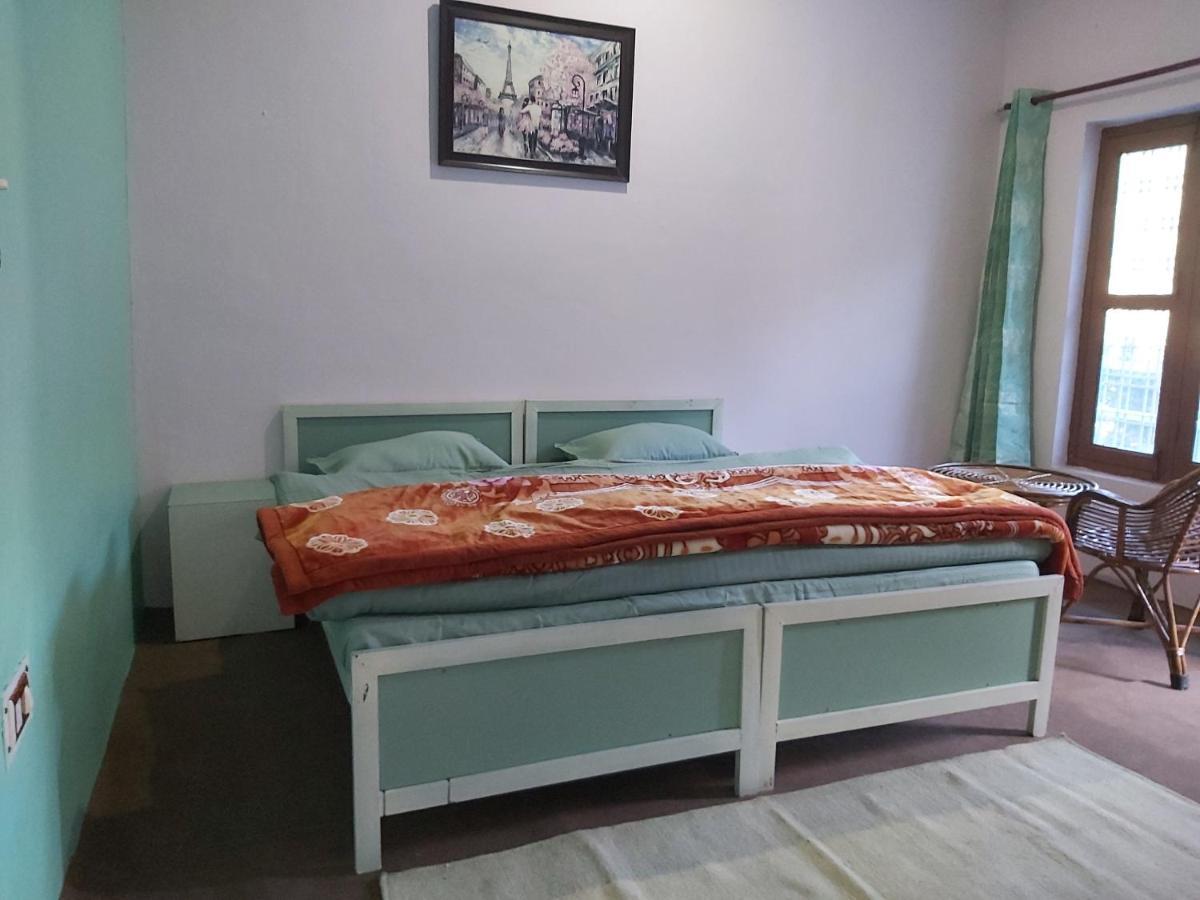 The Bunker House Hotel Chopta Bagian luar foto