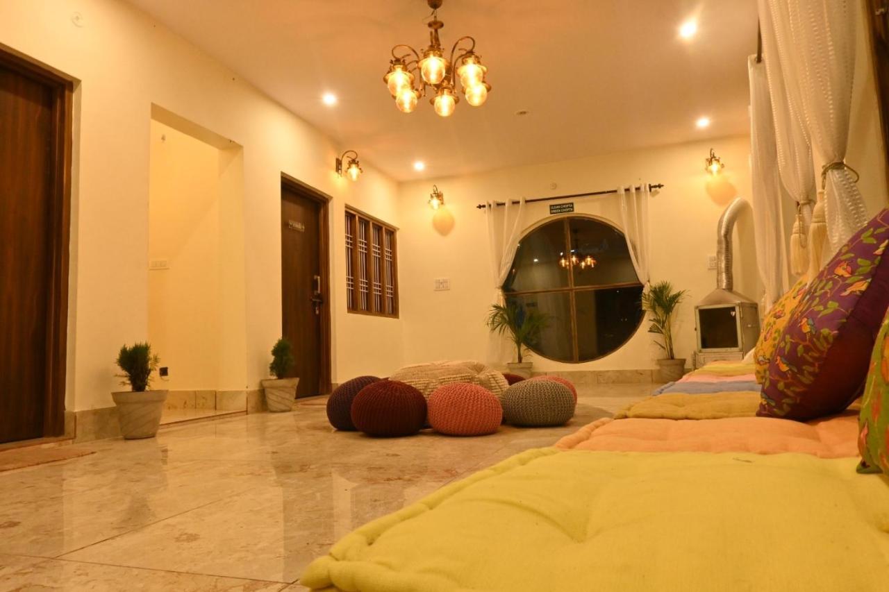 The Bunker House Hotel Chopta Bagian luar foto