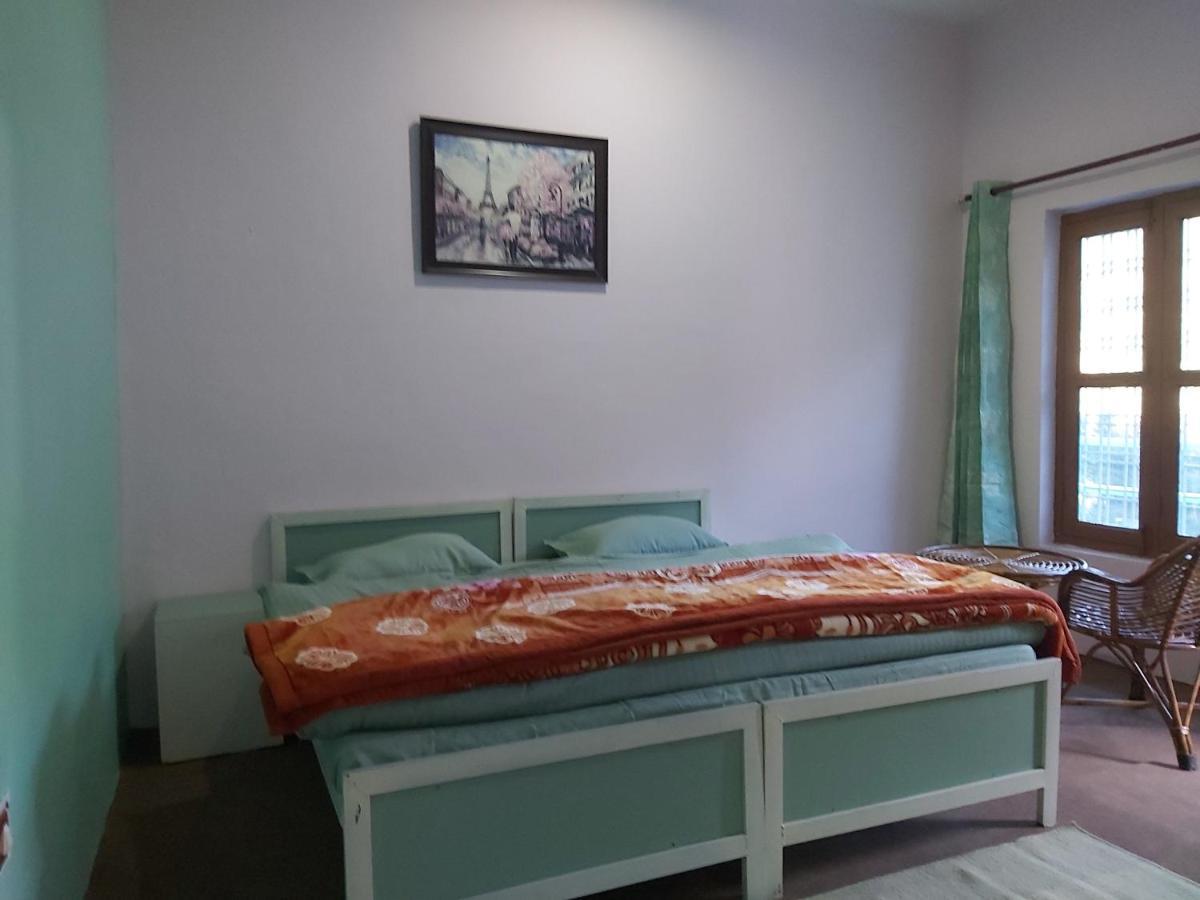 The Bunker House Hotel Chopta Bagian luar foto