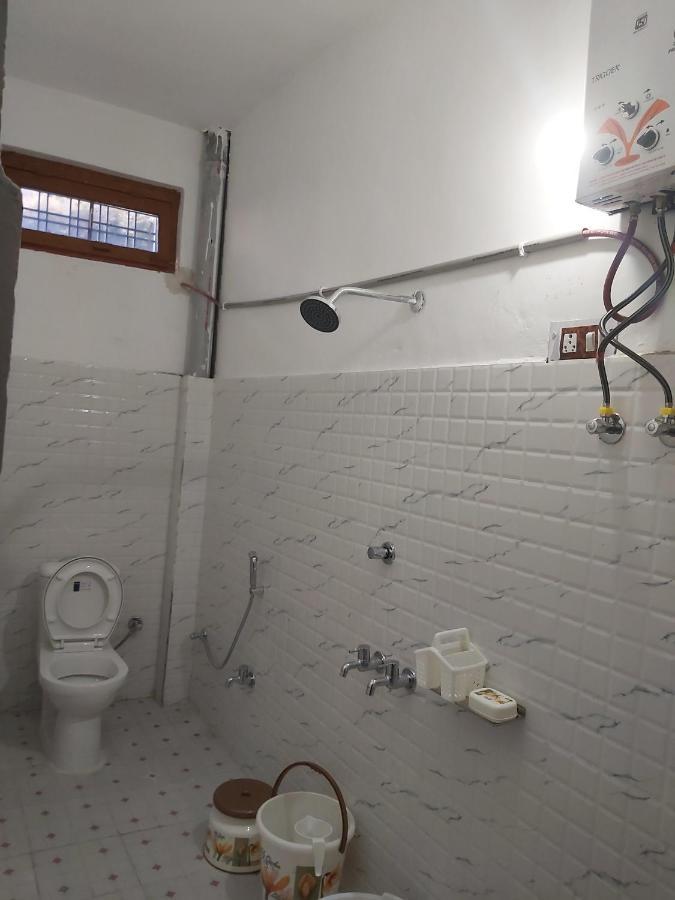 The Bunker House Hotel Chopta Bagian luar foto